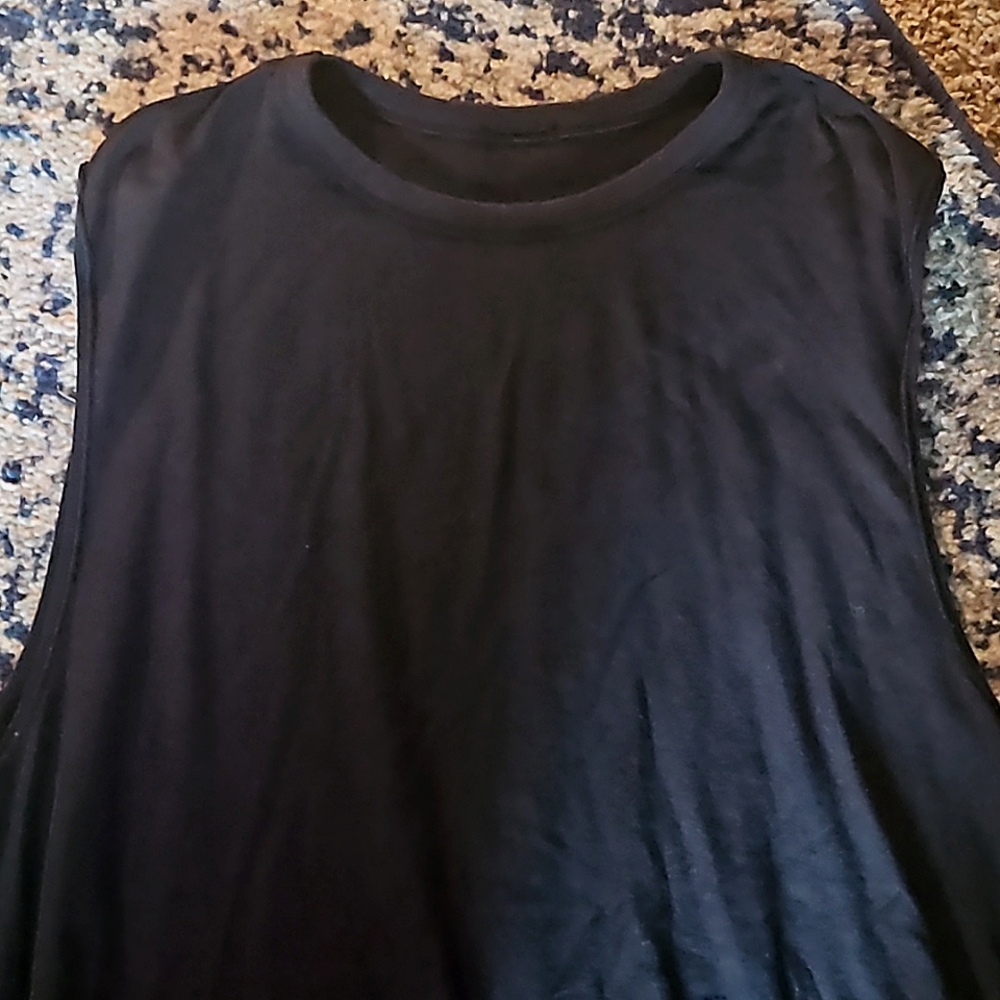 Skims boyfriend muscle tank